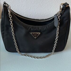 Prada Re-Edition 2005 Black Nylon Shoulder Bag